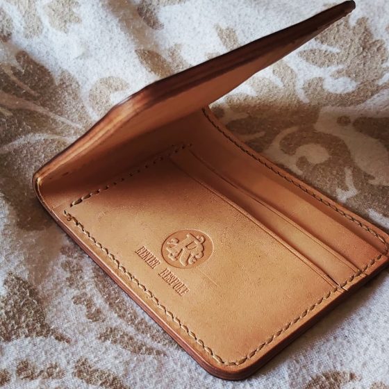Bi fold men's wallet